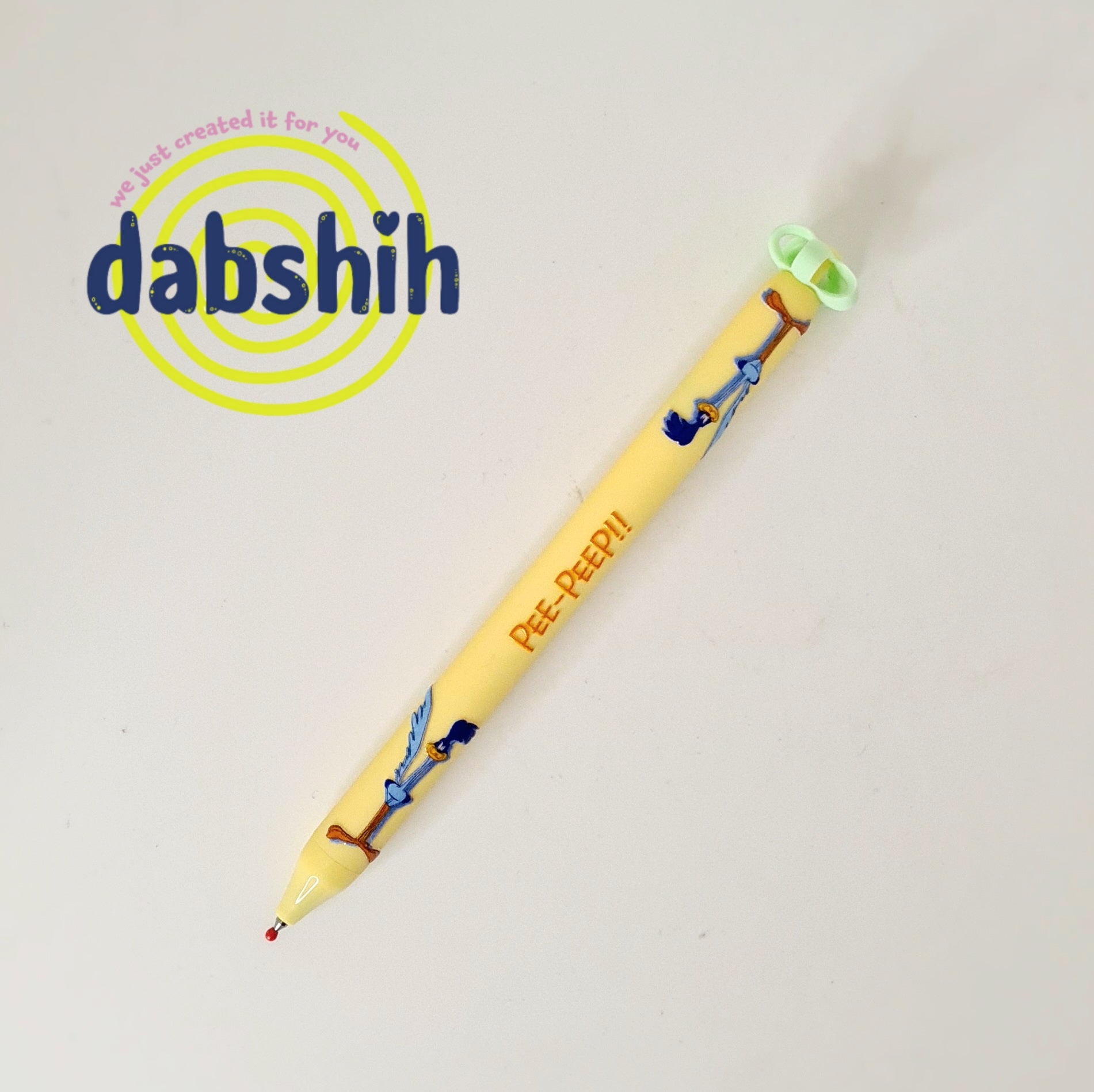 pens / أقلام